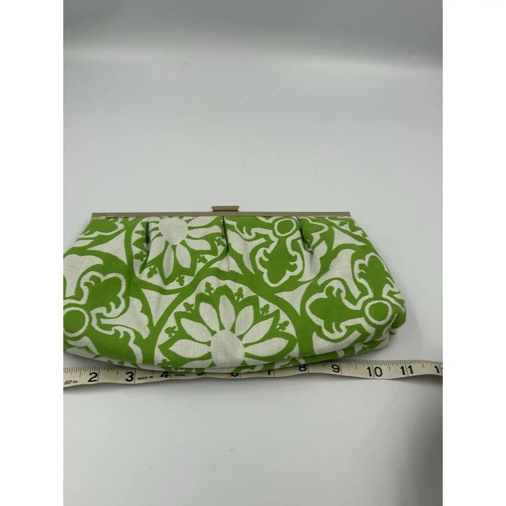 Vintage Lilly Pulitzer Clutch green & white floral print gold-tone metal frame